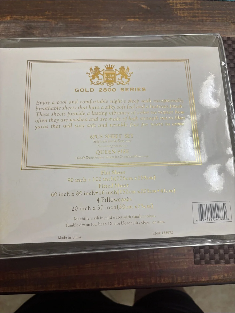 Brand new Lush home 2800 Series Queen Sheet Set